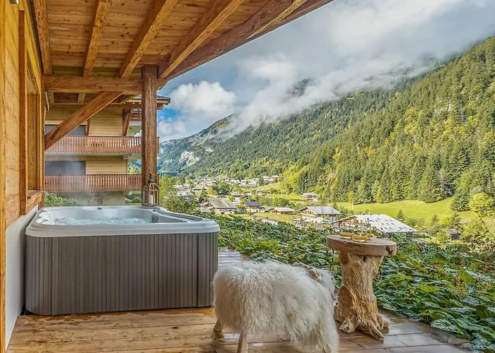 Chalet 1100 - Bo Immobilier - à Mi-chemin Du Centre Et Du Linga -reduced Prices On Passes Châtel&portes Du Soleil *