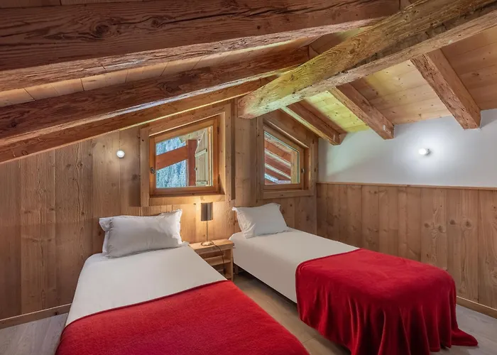 1100 - Bo Immobilier - à Mi-chemin Du Centre Et Du Linga -reduced Prices On Passes Châtel&portes Du Soleil Chalet