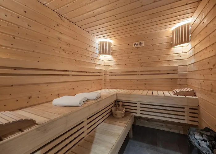 Chalet 1100 - Bo Immobilier - à Mi-chemin Du Centre Et Du Linga -reduced Prices On Passes Châtel&portes Du Soleil Châtel